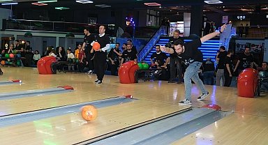 Basın mensupları Uludağ Elektrik'in 'En Enerjik' turnuvasında stres attı