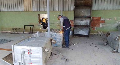Başiskele'de çöp konteynerlerine bakım ve onarım