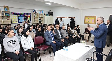 Başkan Çiftçi'den gençlere: "Hayatta karşılaştığınız herkes sizin için bir tecrübedir"