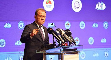 Başkan Seçer: "Siyaset üstü düşünürsek Mersin'in önünde hiçbir engel yok"