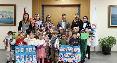 Başkan Ünlü, minik misafirlerini ağırladı