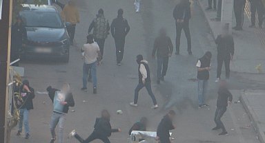 Batman'da izinsiz gösteride polise taş ve molotof atan 5 kişi tutuklandı
