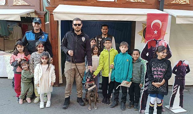 Batman'da uyuşturucunun zararlarını anlatan broşür dağıtıldı