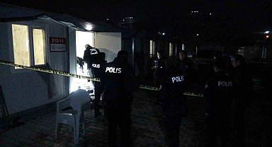 Bıçakla saldıran oğlunu tüfekle sırtından vurdu
