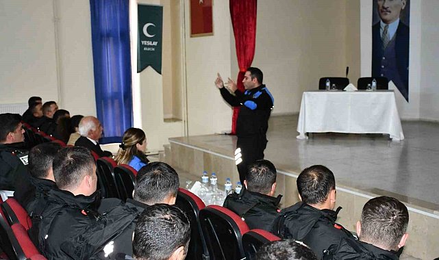 Bilecik'te 172 Polis Meslek Eğitim Merkezi öğrencileri bilgilendirildi