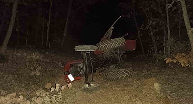 Bilecik'te devrilen traktörün sürücüsü yaralandı