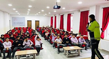Bilecik'te öğrencilere "Trafik Dedektifleri" projesi kapsamında bilgilendirme