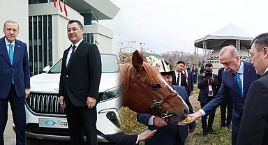 Biz Togg, onlar at verdi! Kırgızistan'da karşılıklı hediyeleşme