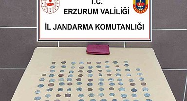 Bizans dönemine ait 104 adet sikke ele geçirildi