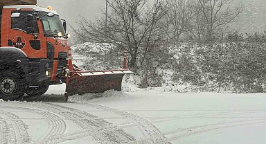 Bolu Dağı'nda beklenen kar başladı
