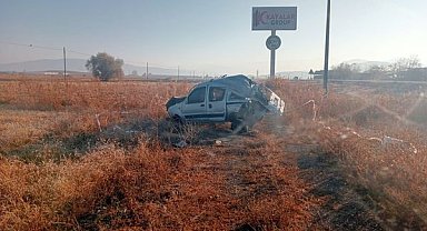 Burdur'da hafif ticari araç takla attı, 21 yaşındaki genç kız yaşamını yitirdi