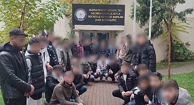 Bursa'da 34 kaçak göçmen yakalandı, 1 şüpheli tutuklandı