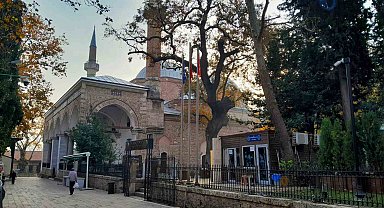 Bursa'da ecdat yadigarı tarihi cami ve türbelerdeki özel güvenlikçiler çekiliyor