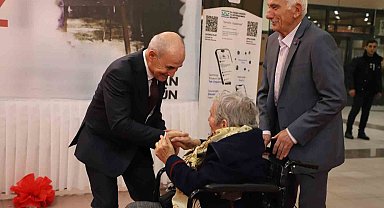 Büyükçekmece'de binlerce öğretmen "Öğretmenler Günü Balosu"nda buluştu