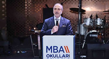 Çalıkuşu Aydan Şener'in de katılımıyla Öğretmenler Günü kutlaması