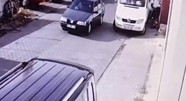 Çanakkale'de pompalı tüfekle saldırıda 1 kişinin öldüğü saldırı anı güvenlik kamerasına yansıdı