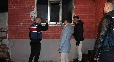 Çanakkale'deki yangında 3 ev zarar gördü