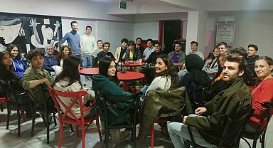 Ceren Özdemir Gençlik Merkezi'nde gençler için 12 farklı atölye