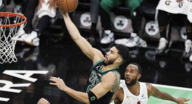 Cleveland Cavaliers'ın 15 maçlık galibiyet serisi Boston'da sona erdi