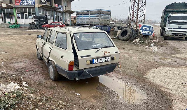 Çocuğun kullandığı otomobilin karıştığı kazada 6 kişi yaralandı