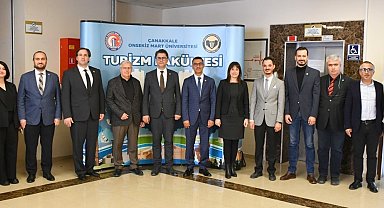 ÇOMÜ'de Turizm Fakültesi Dekanlık Devir Teslim Töreni gerçekleştirildi