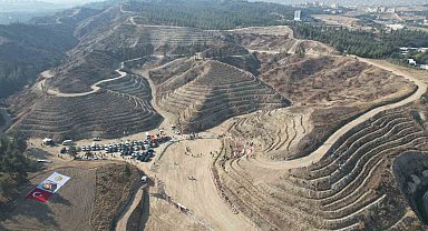 Denizli'de Milli Ağaçlandırma Gününde 5 bin 916 fidan toprakla buluştu