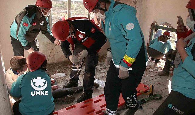 Devrek'te geniş kapsamlı afet tatbikatı yapıldı