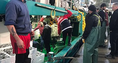Didim'de balıkçı tekneleri denetlendi