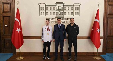 Dünya 3'üncüsünü makamında ağırladı