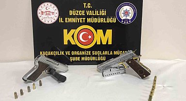 Düzce'de "yağma ve yaralama" suçlarından adliyeye sevk edilen 5 kişi tutuklandı