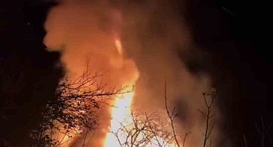 Düzce'de tek katlı ev alev topuna döndü