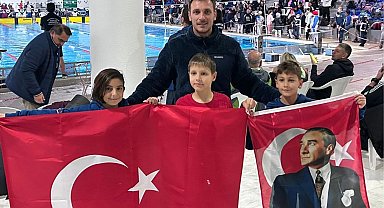 Edirne Keşanlı yüzücüler Ata'ları için Yunanistan'da yüzdü