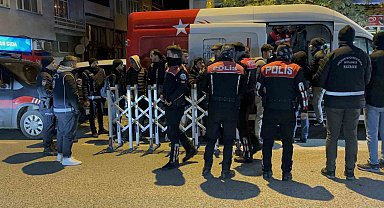 Edirne'de kaçak göçmen operasyonu: Kıskıvrak yakalandılar
