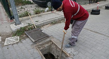 Edremit Belediyesi yağışlara karşı önlem alıyor