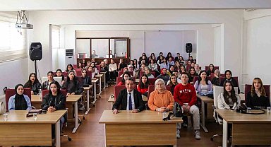 Efeler Belediyesi üniversiteli gençleri ağırladı