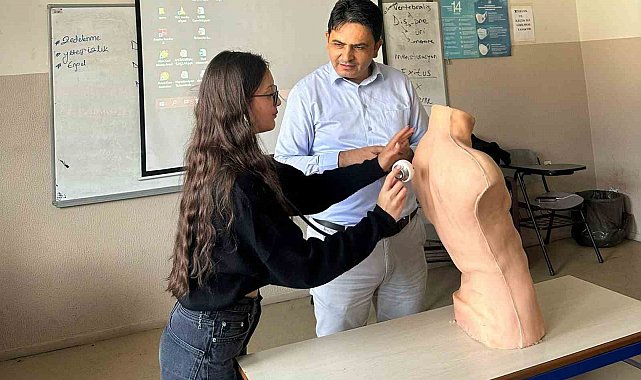 Egeli akademisyen yerli ve milli "Akciğer ve Kalp Sesleri Eğitim Simülatörü"nü eğitime kazandırdı