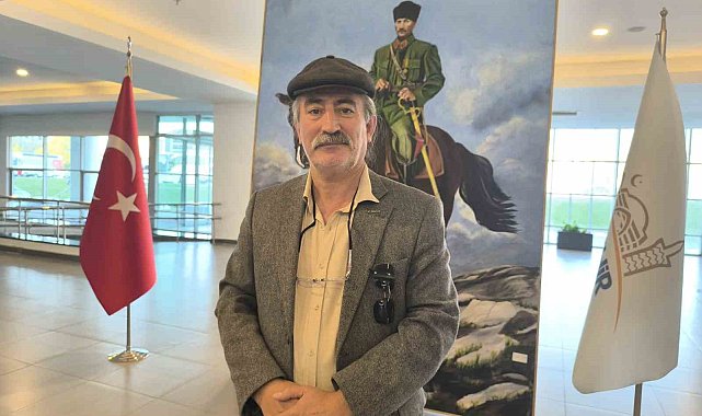 Emekli astsubaydan Kırşehir Belediyesine 'Atatürk portresi' tepkisi