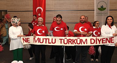 Engelli bireyler Atatürk'ü saygı ve özlemle andı