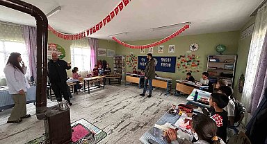 Erzurum polisinden minik kalplere küçük dokunuşlar