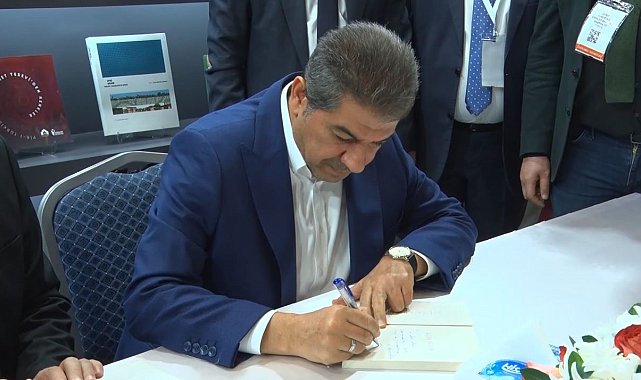 Esenler Belediye Başkanı Göksu, 'Kırk Şehir' kitabıyla okurlarla buluştu