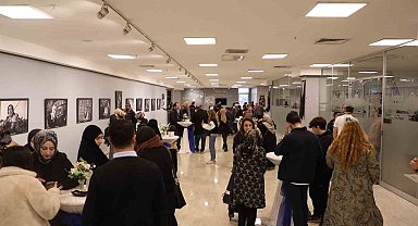 Esenler'de "Görsel Şahitler: Zamanı Durduran Ustalar" belgesel gösterimi ve fotoğraf sergisi açıldı