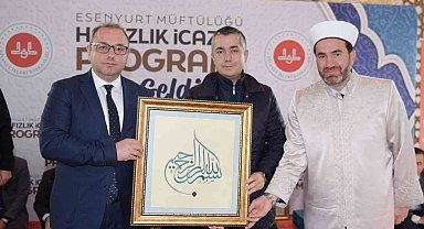 Esenyurt Belediye Başkan Vekili Can Aksoy, 202 hafızın icazet programına katıldı