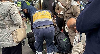 Eski sevgilisi ve kardeşini sokak ortasında bıçakladı
