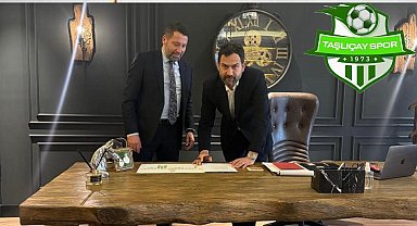 Esteliv Taşlıçay Spor'a sponsor oldu