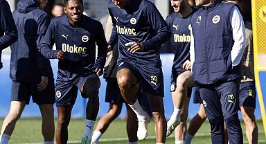 Fenerbahçe'nin AZ Alkmaar maçı kamp kadrosu açıklandı