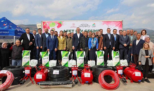 Gaziantep Büyükşehir'den Nurdağı'nda 200 çiftçiye çilek üretimi için destek