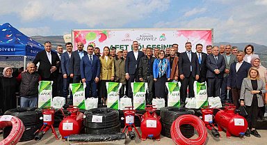Gaziantep Büyükşehir'den Nurdağı'nda 200 çiftçiye çilek üretimi için destek