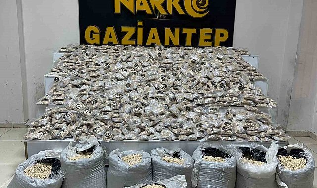 Gaziantep'te 3 milyon 204 bin adet uyuşturucu hap ele geçirildi