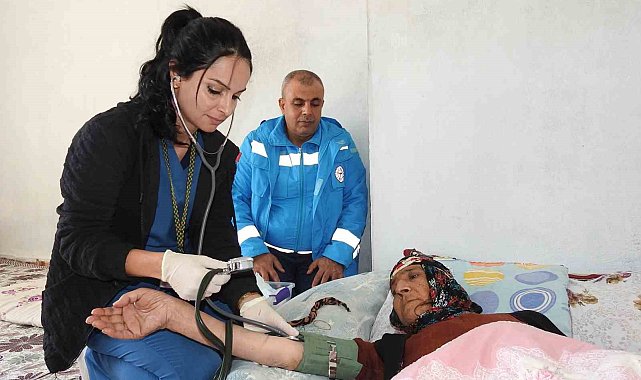 Gaziantep'te vatandaşlar evde sağlık hizmetlerinden memnun