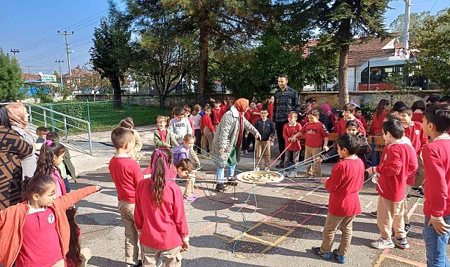 Geleneksel çocuk oyunları etkinliği başladı